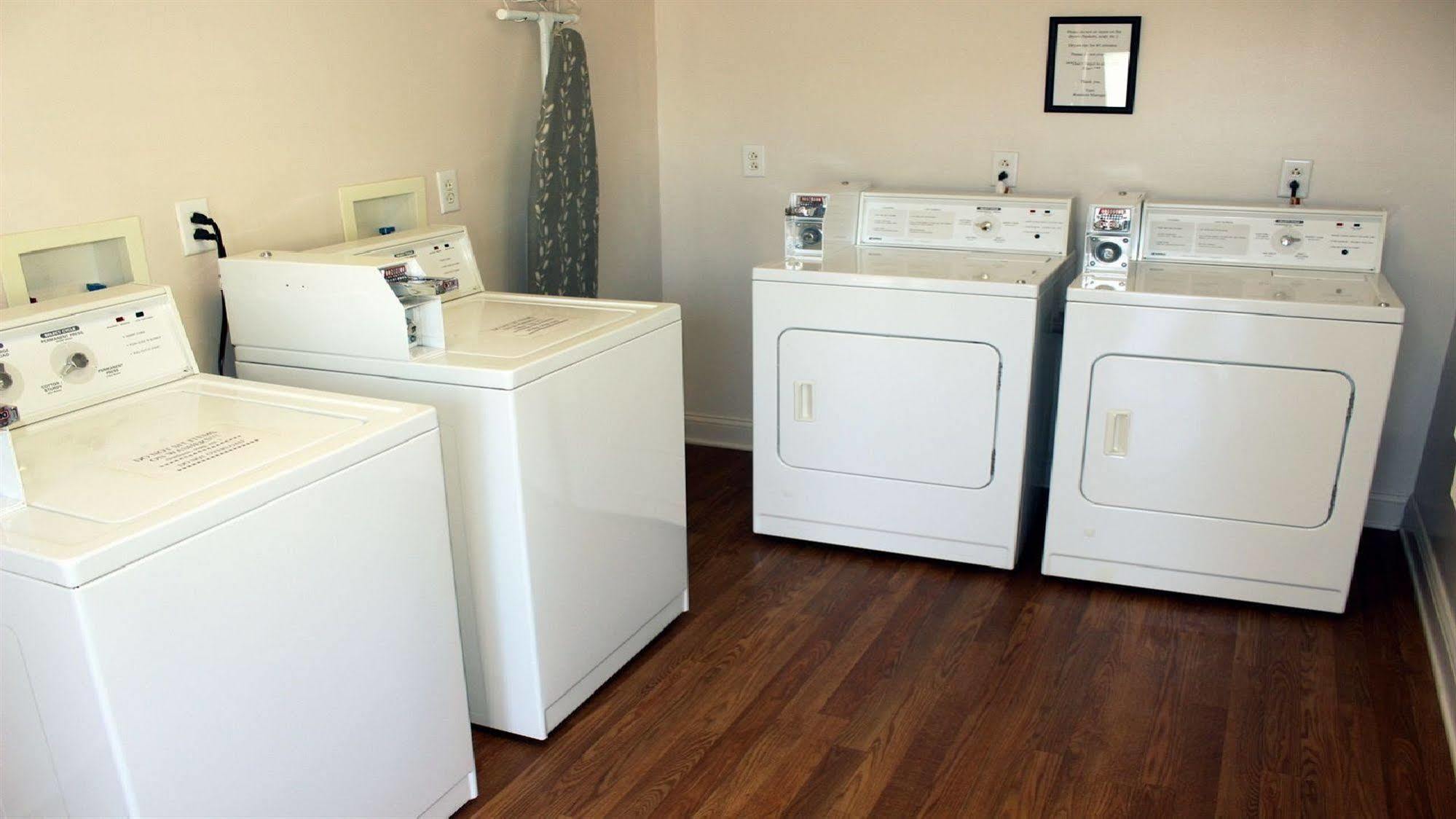Affordable Suites ซอลส์บรี ภายนอก รูปภาพ