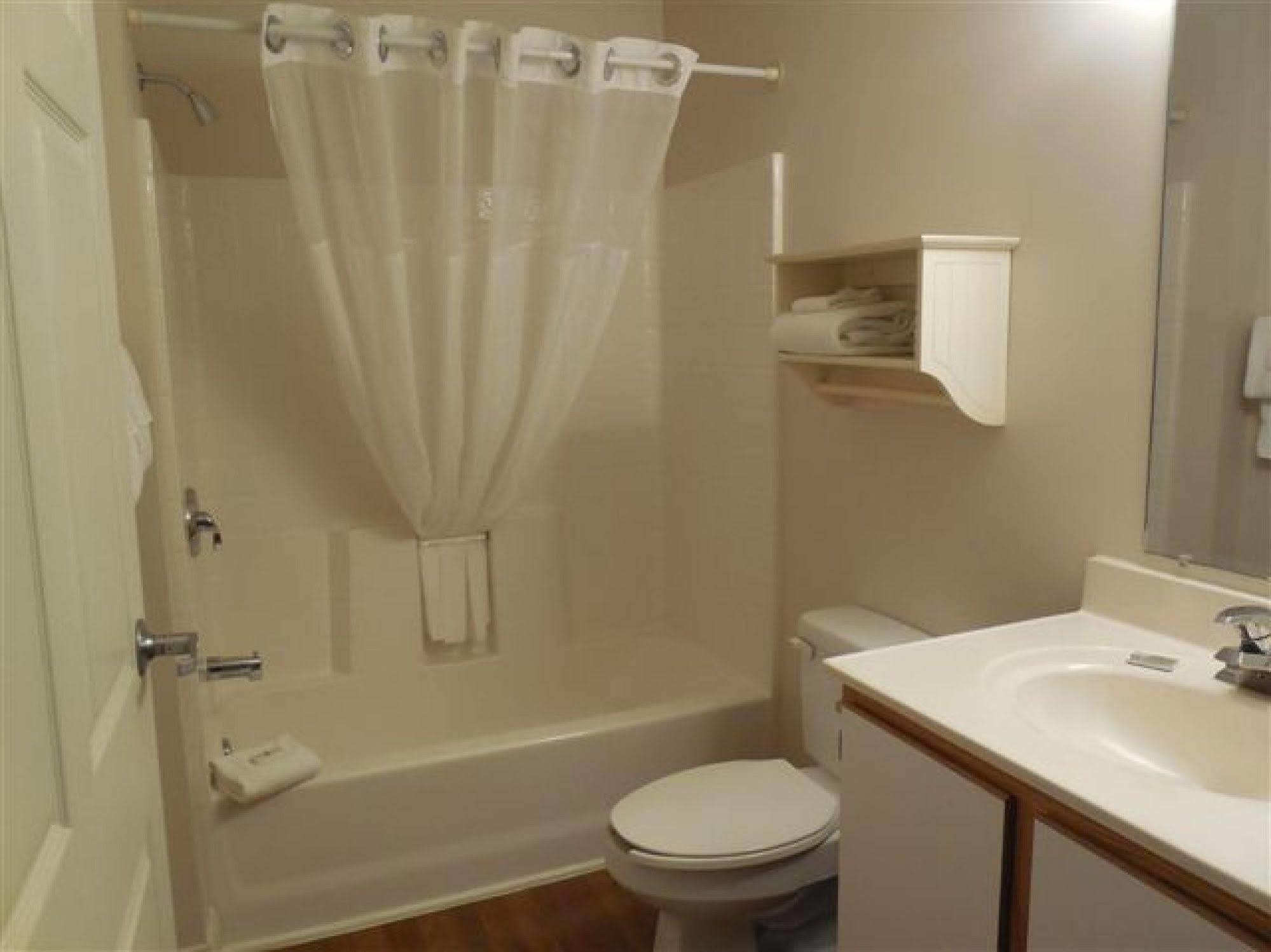 Affordable Suites ซอลส์บรี ภายนอก รูปภาพ